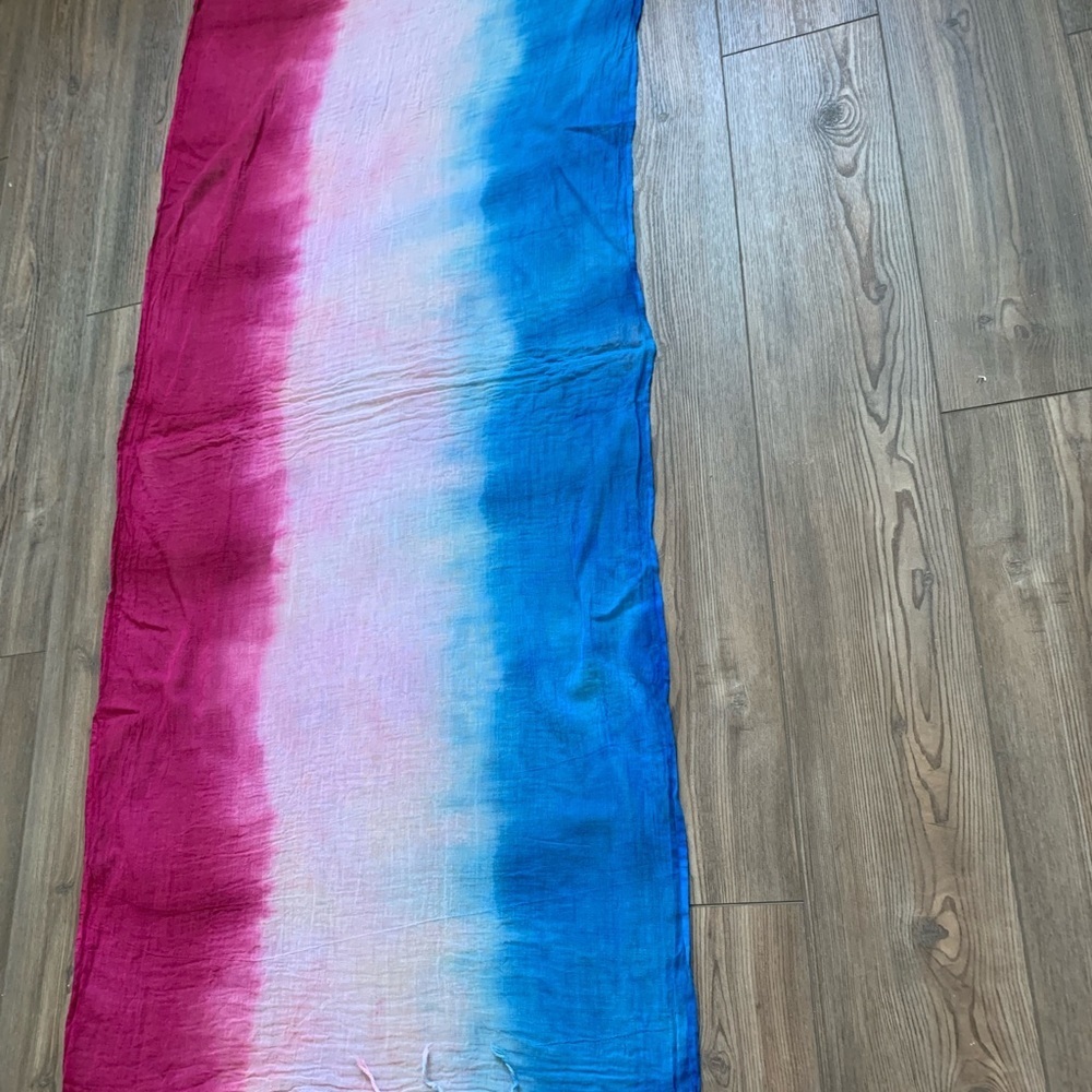 Scarf - Picture 6 of 7